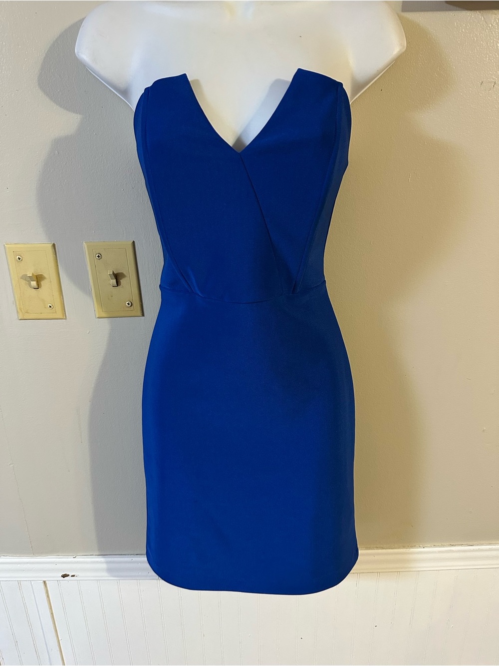 Strapless Cobalt Blue V-Notch Sheath Dress